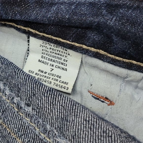 Cuffed Jean Shorts by Wallflower - Picture 5 of 5